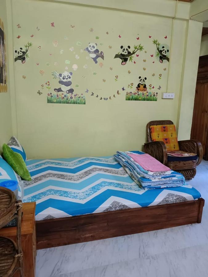 Anna Homestay Dirāng Buitenkant foto