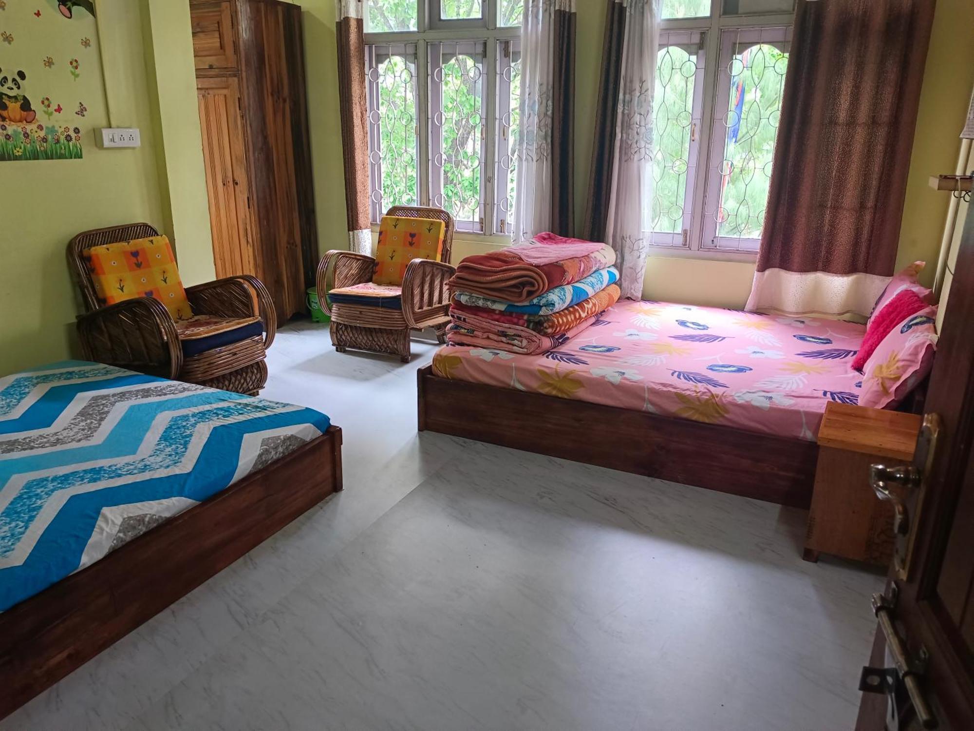 Anna Homestay Dirāng Buitenkant foto